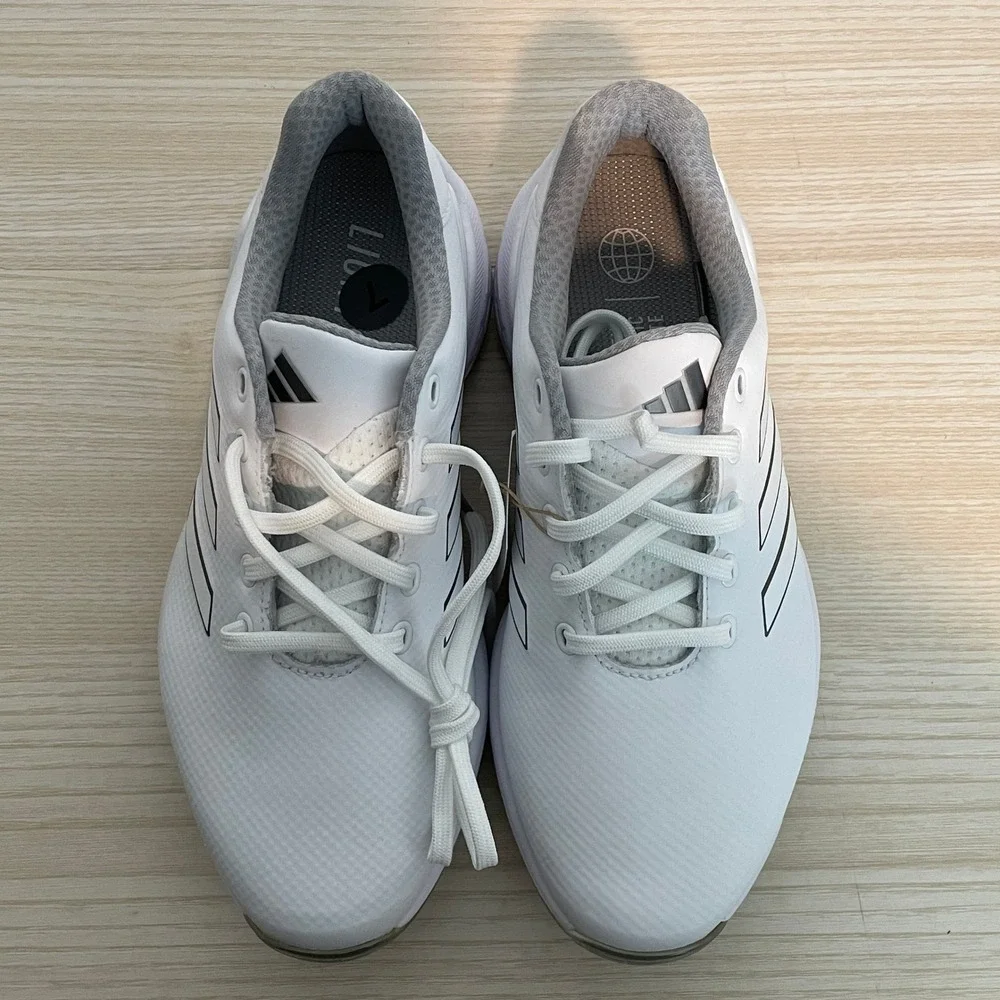 NWT Men's White Golf Shoes with Gray Trim
